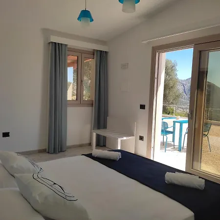 Pranos Turismo Rurale Hotel *